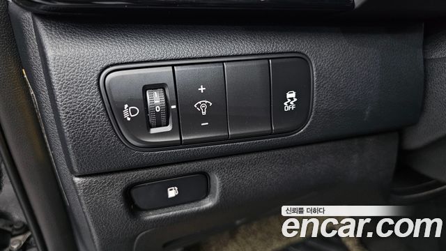 Kia Niro 2017 — photo 27