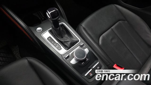 Audi Q2 2023 — photo 12