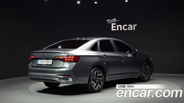 Volkswagen Jetta 2024 — photo 2