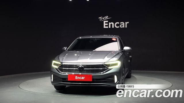 Volkswagen Jetta 2024 — photo 3
