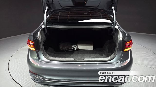 Volkswagen Jetta 2024 — photo 26