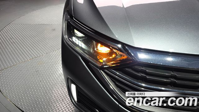 Volkswagen Jetta 2024 — photo 8