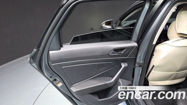 Volkswagen Jetta 2024 — photo 15