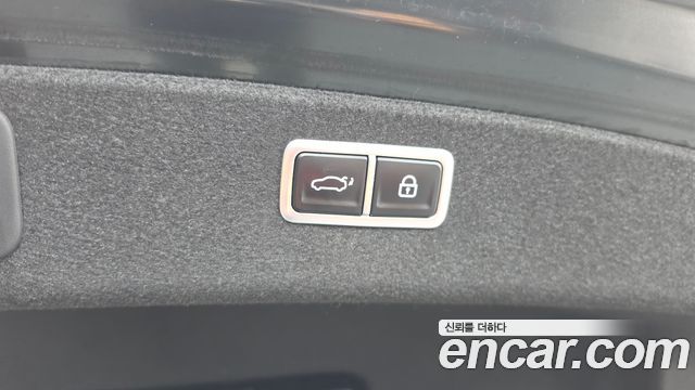 Genesis G80 2021 — photo 24
