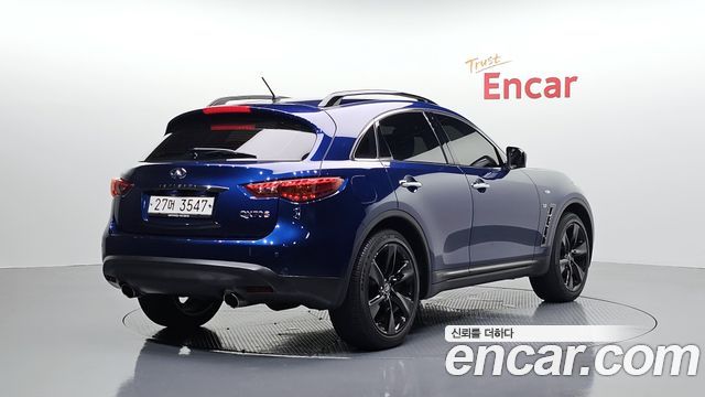 Infiniti QX70 2017 — photo 2