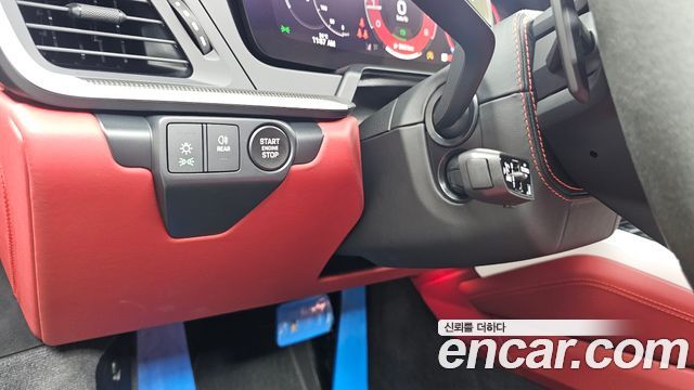 Porsche 911 2025 — photo 24