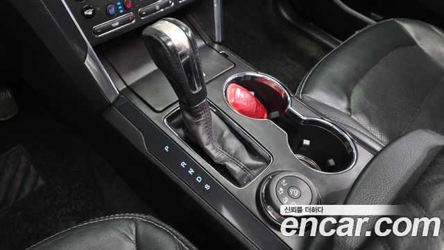 Ford Explorer 2017 — photo 9