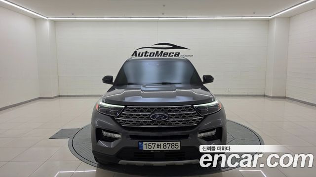 Ford Explorer 2021 — photo 1