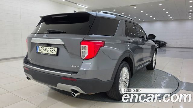 Ford Explorer 2021 — photo 5