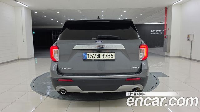 Ford Explorer 2021 — photo 6