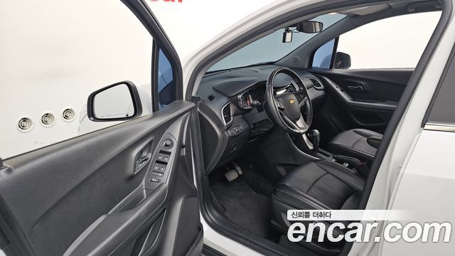 Chevrolet Korea Trax 2019 — photo 13