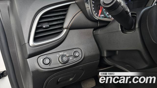 Chevrolet Korea Trax 2019 — photo 21