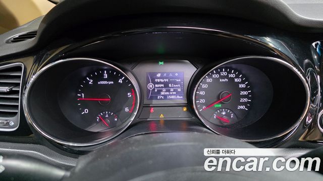 Kia Canival 2016 — photo 8