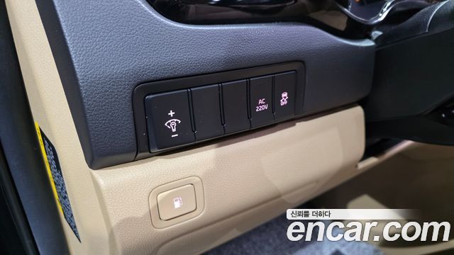 Kia Canival 2016 — photo 13