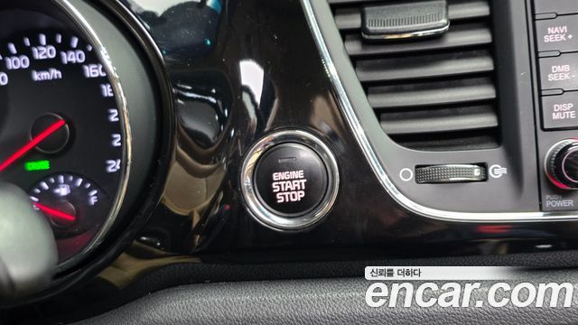Kia Canival 2016 — photo 15