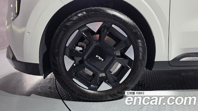 Kia Canival 2025 — photo 5