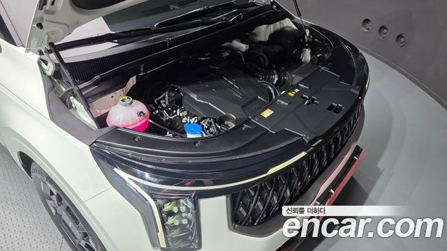 Kia Canival 2025 — photo 6
