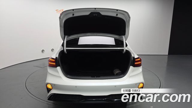 Kia K3 2022 — photo 26