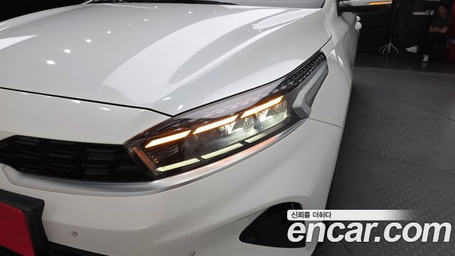 Kia K3 2022 — photo 8