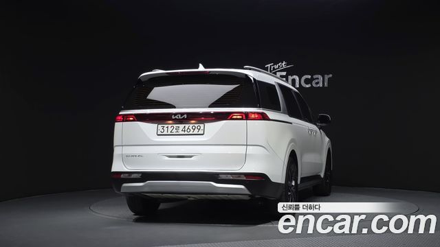 Kia Canival 2022 — photo 4