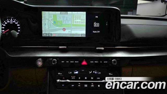 Kia Canival 2022 — photo 21