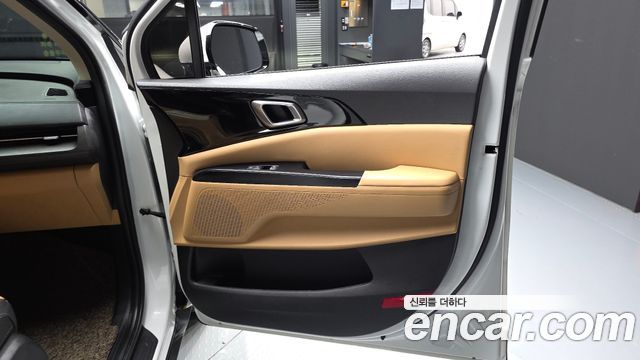 Kia Canival 2022 — photo 14