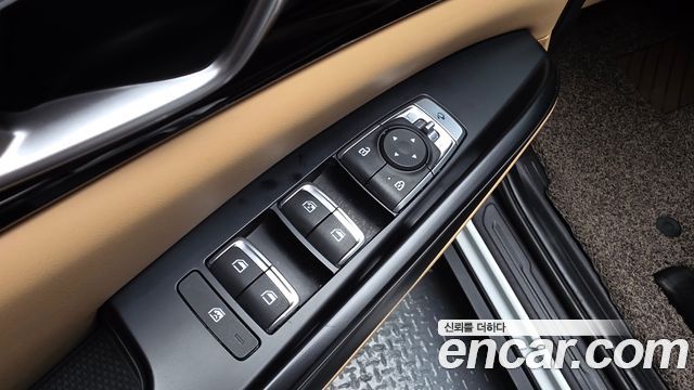 Kia Canival 2022 — photo 27