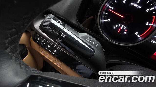 Kia Canival 2022 — photo 30