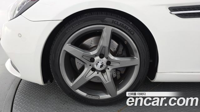 Mercedes-Benz SLC-Class 2017 — photo 5