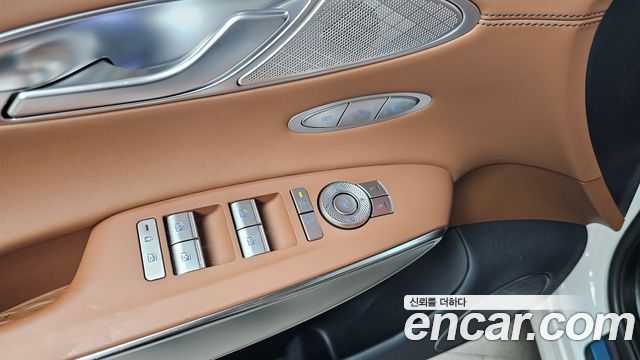 Genesis GV70 2026 — photo 27