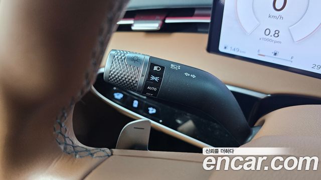 Genesis GV70 2026 — photo 28