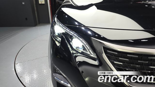 Peugeot 5008 2019 — photo 8