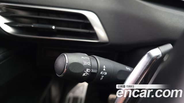 Peugeot 5008 2019 — photo 29