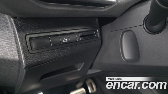 Peugeot 5008 2019 — photo 31