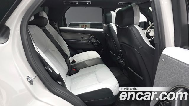 Land Rover Range Rover Sport 2025 — photo 12