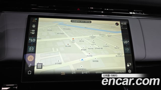 Land Rover Range Rover Sport 2025 — photo 15