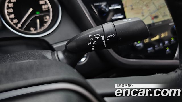 Toyota Camry 2018 — photo 29