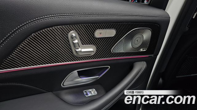Mercedes-Benz GLE-Class 2022 — photo 25