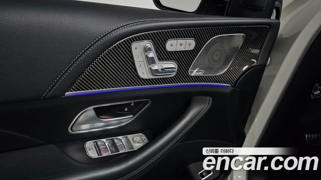 Mercedes-Benz GLE-Class 2022 — photo 28