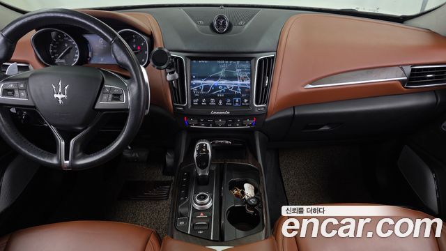 Maserati Levante 2017 — photo 14