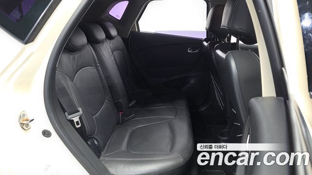 Renault Korea QM3 2015 — photo 12