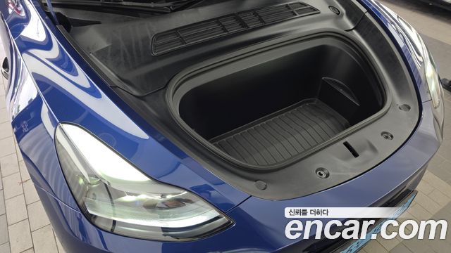 Tesla Model Y 2025 — photo 6