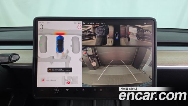Tesla Model Y 2025 — photo 15