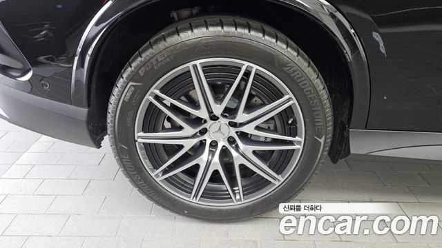 Mercedes-Benz GLC-Class 2026 — photo 5