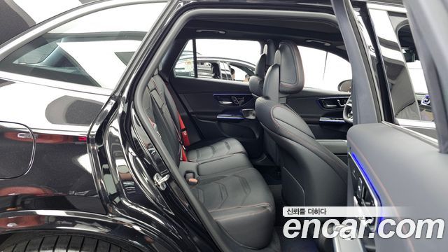 Mercedes-Benz GLC-Class 2026 — photo 18