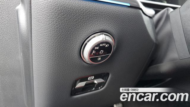 Mercedes-Benz GLC-Class 2026 — photo 25