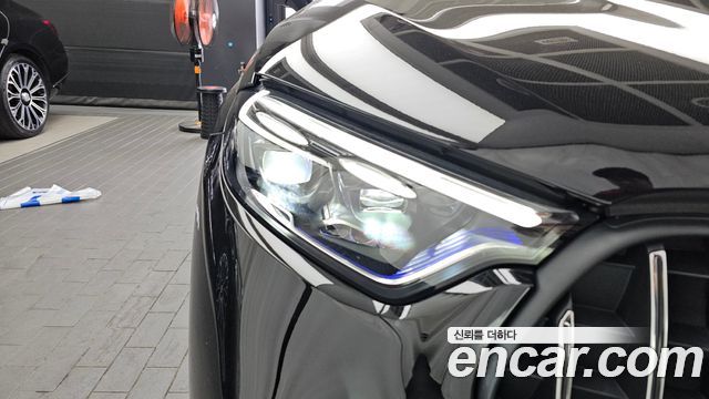 Mercedes-Benz GLC-Class 2026 — photo 8