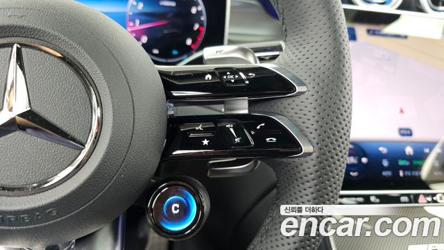 Mercedes-Benz GLC-Class 2026 — photo 31