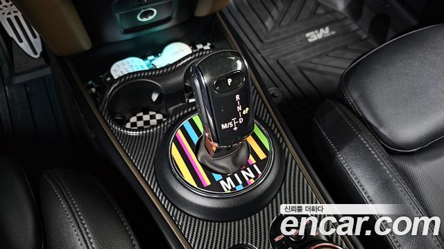 Mini Countryman 2019 — photo 12