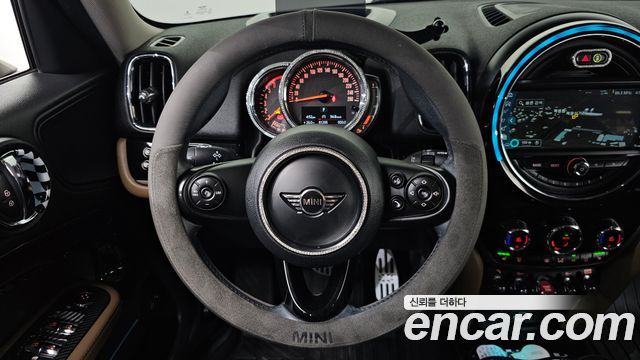 Mini Countryman 2019 — photo 20